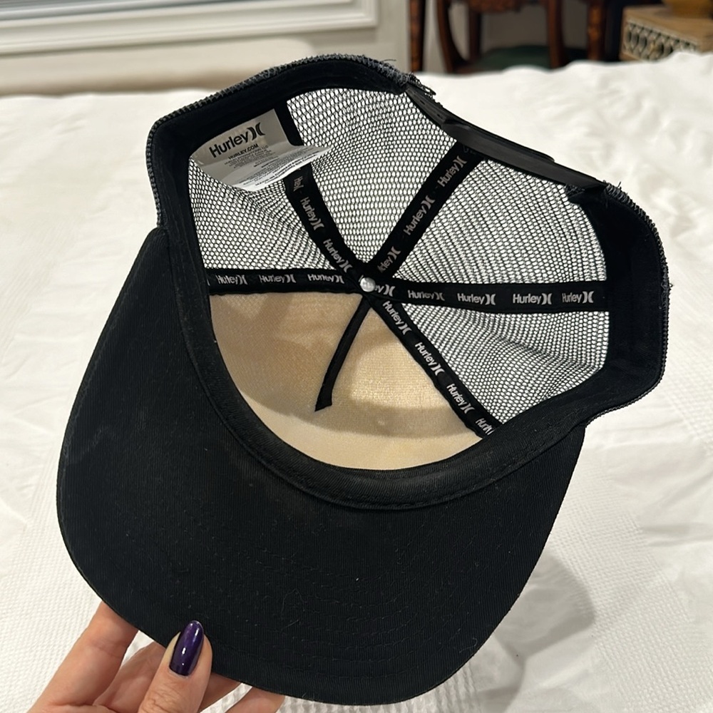 Hurley SnapBack - Picture 3 of 8